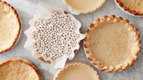 How to Make Perfect Pie Dough and Crust | DIY Joy Projects and Crafts Ideas
