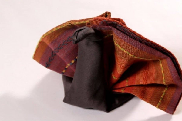 How to shape table napkin into turkey