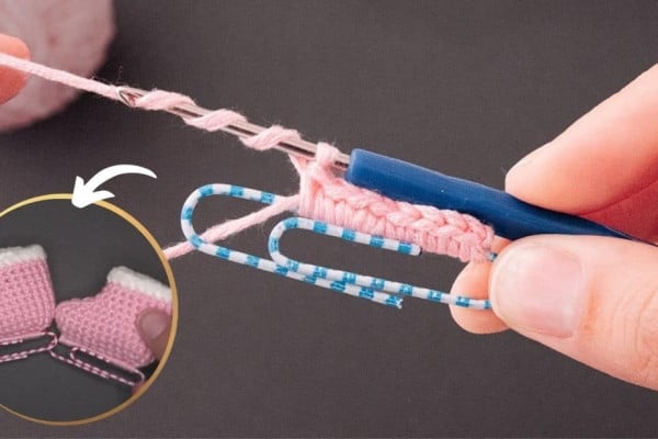 DIY ornament using paper clip and yarn