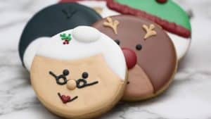 Easy Beginner Christmas Cookie Tutorial