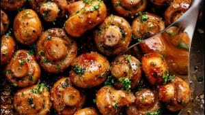 Easy and Tasty Garlic Mushrooms