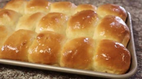 Old School Cafeteria Rolls Recipe | DIY Joy Projects and Crafts Ideas