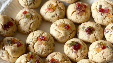 How to Make the Best Fruitcake Cookies for the Holidays | DIY Joy Projects and Crafts Ideas