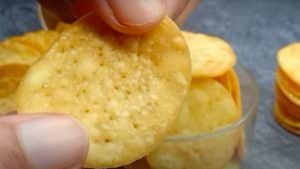 How to Make Quick Homemade Pringles