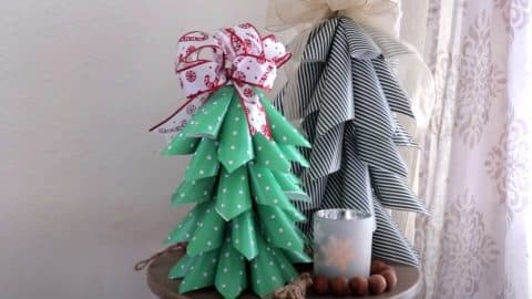How to Make a Christmas Tree from Wrapping Paper and Cardboard Tubes | DIY Joy Projects and Crafts Ideas