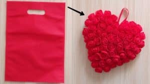 DIY Roses Heart Using A Cloth Bag