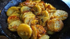 Easy Southern Style Skillet Sautéed Potatoes