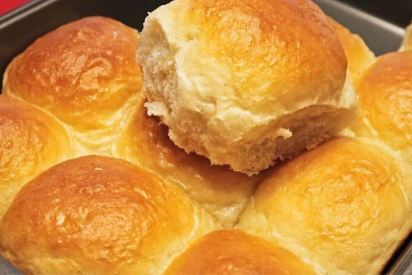 Grandma's Yeast Rolls Recipe