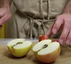 15-Minute Apple Pie Recipe (Made in a Skillet)