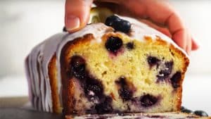 10-Minute Blueberry Lemon Loaf Cake