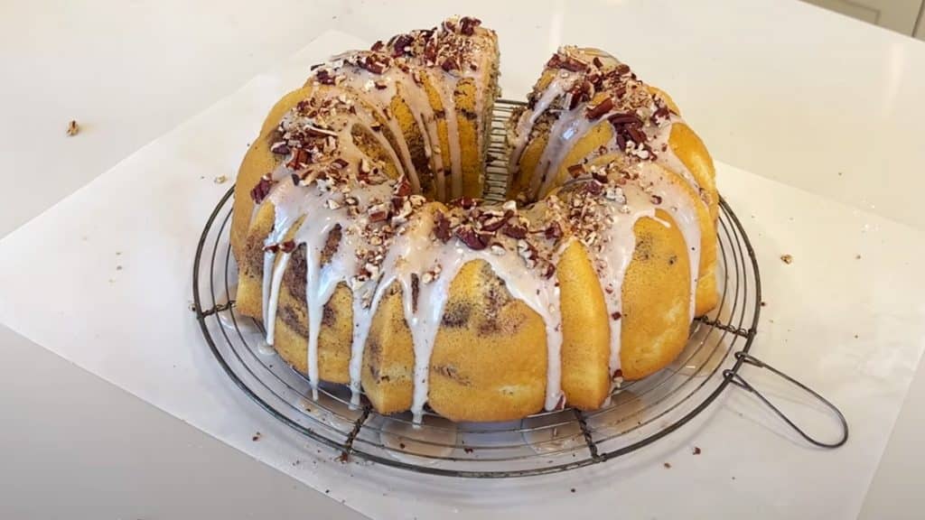 coffee cake with pecans and cinnamon recipe