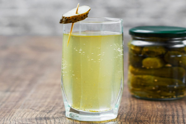 6 health benefits of drinking pickle juice