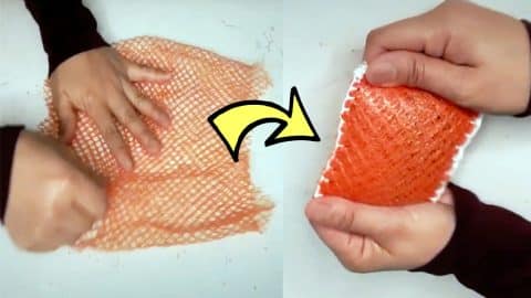 DIY Scrubber Sponge from Mesh Produce Bags | DIY Joy Projects and Crafts Ideas