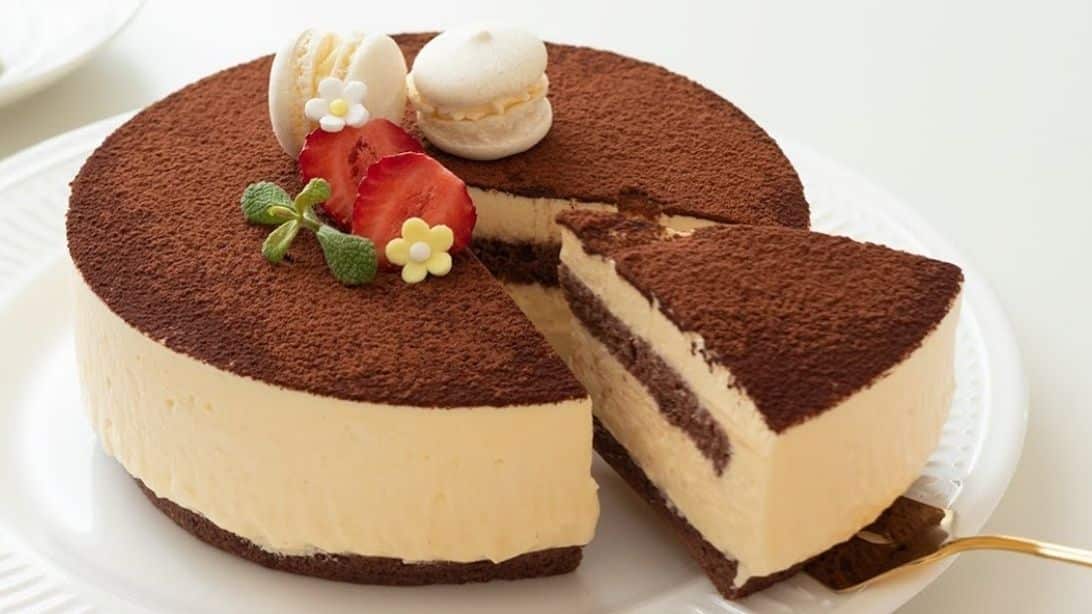 Tiramisu Cake - Cremeux Goa