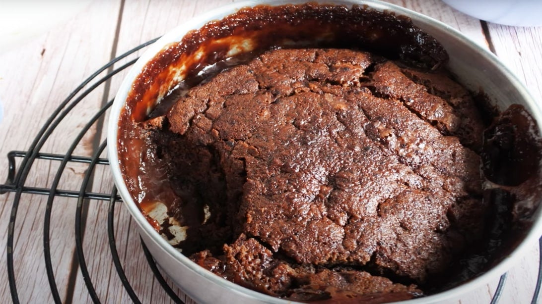 Air Fryer Fudgy Chocolate Cake Recipe | DIY Joy Projects and Crafts Ideas