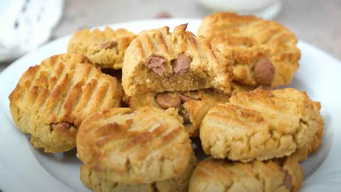 Air Fryer Peanut Butter Cookies Recipe | DIY Joy Projects and Crafts Ideas