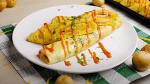 Quick and Easy Ham and Cheese Egg Roll Recipe