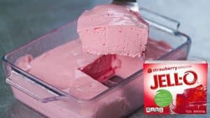 3-Ingredient Strawberry Jello Dessert Recipe