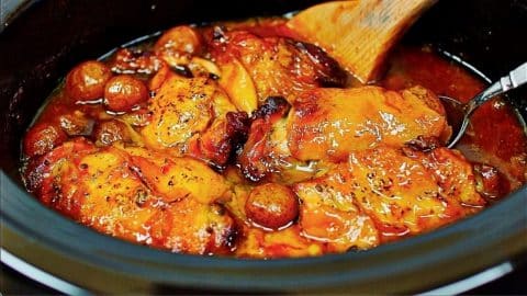 Crockpot Honey Garlic Chicken & Potatoes Recipe | DIY Joy Projects and Crafts Ideas