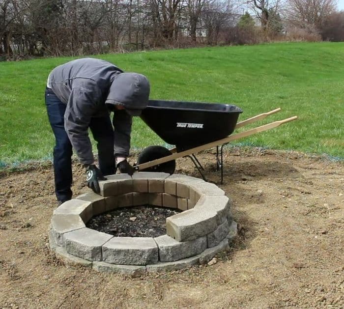 How To Build A Cheap Diy Firepit Seating Area