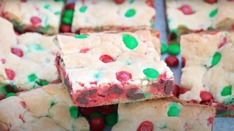 4 Ingredient M&M Cookie Bars Recipe | DIY Joy Projects and Crafts Ideas