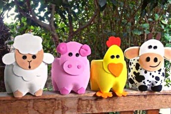 DIY Animal-Shaped Flower Pots Using Plastic Bottles