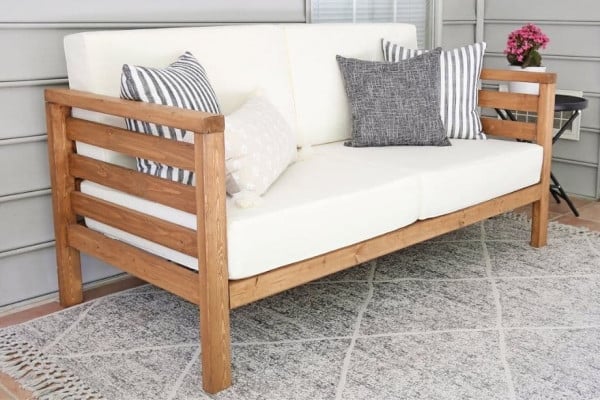 Easy DIY Outdoor Couch Tutorial