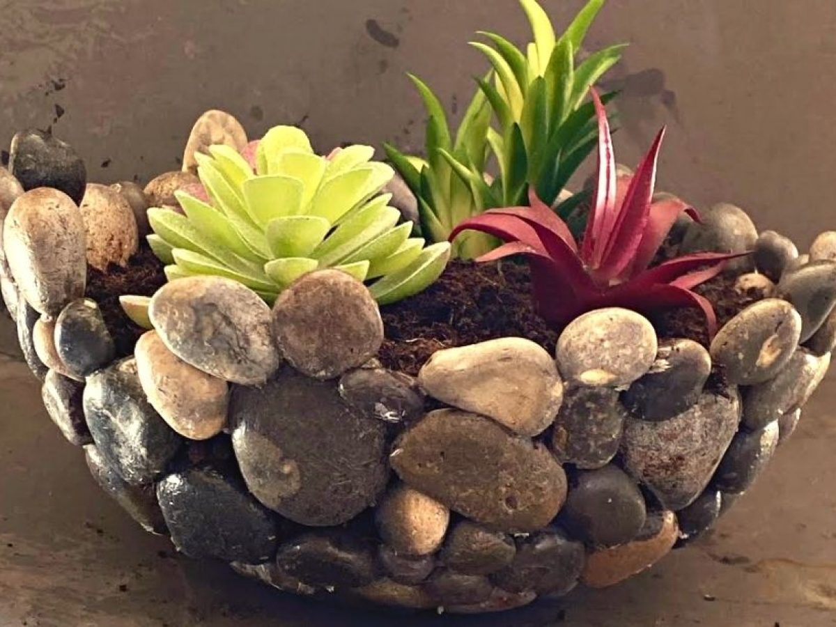 Easy DIY Pebble Pot Tutorial - DIY Joy