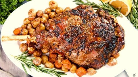 Easy Roasted Lamb Leg Recipe | DIY Joy Projects and Crafts Ideas