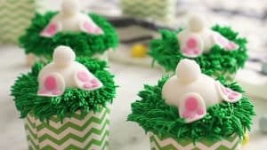 Easy To Make Easter Bunny Cupcakes
