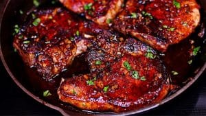 One-Pan Honey Garlic Pork Chops Skillet Recipe