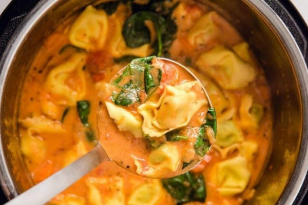 Slow Cooker Creamy Tortellini Soup Recipe