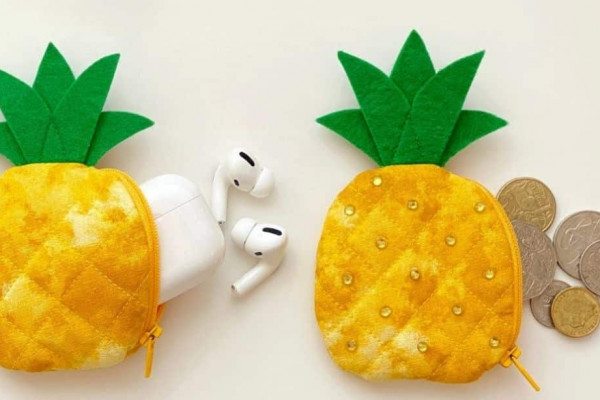 Small Pineapple Pouch Sewing Tutorial