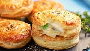 Super Easy Chicken Pot Pie Biscuits Recipe