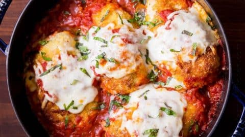 30-Minute Stuffed Chicken Parmesan Recipe | DIY Joy Projects and Crafts Ideas