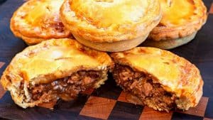 Easy Steak Pies/Meat Pies Recipe