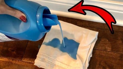 Genius Furniture & Baseboard Dust Cleaning Trick | DIY Joy Projects and Crafts Ideas