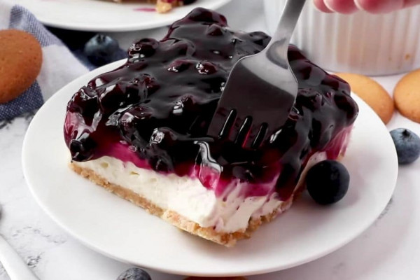 Grandma's Blueberry Chill Bars Recipe