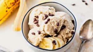 Super Easy Homemade Banana Ice Cream Recipe