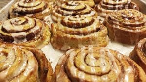 Easy Biscuit Cinnamon Rolls Recipe