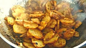 Breakfast Skillet Potatoes And Onions Recipe