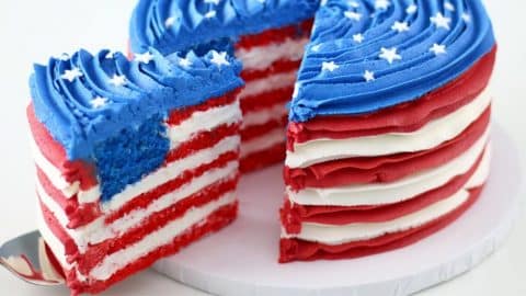 Easy 4th Of July Inspired Cake Recipe | DIY Joy Projects and Crafts Ideas