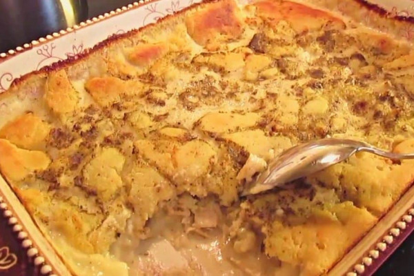 Easy Chicken & Dumpling Casserole Recipe