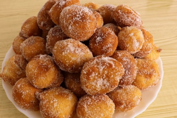 Easy Mini Donuts Recipe