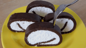 No-Bake Biscuit Cocoa Roll
