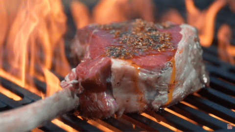 Steakhouse Secrets You Should Be Using At Home | DIY Joy Projects and Crafts Ideas