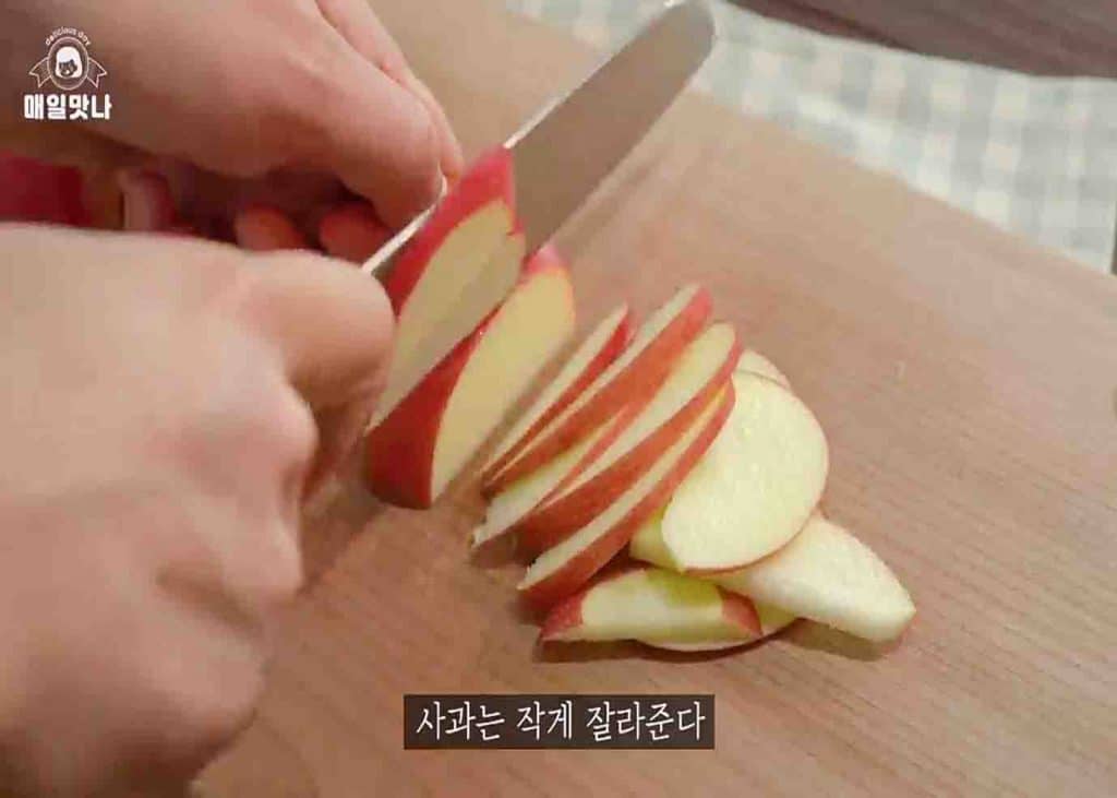 Chopping the apple to pieces
