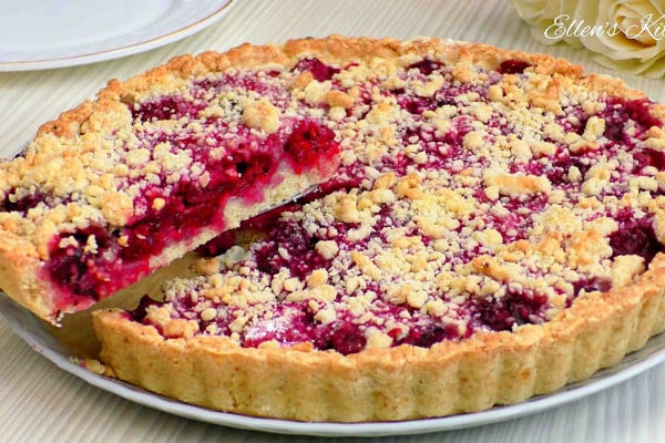 Very quick and easy cherry pie recipe