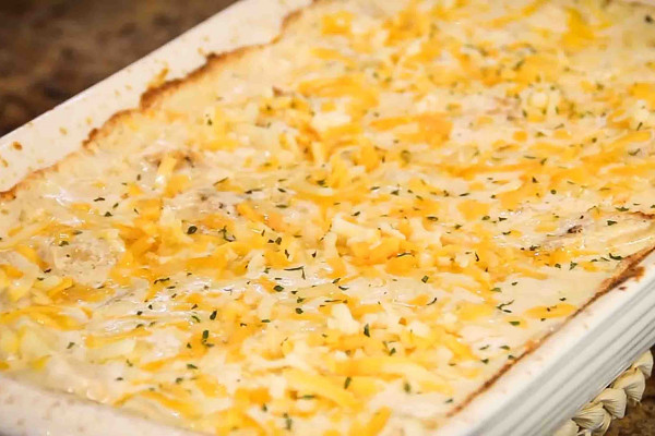 Super easy chicken and potato casserole recipe