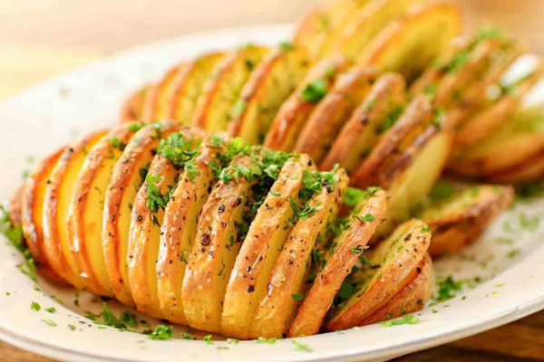 Easy to prepare hasselback potatoes recipe